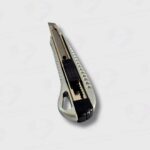 Cortante Cutter 100% Metálico Olami Chico 9MM - Trincheta de Excelencia y Precisión - Imagen 3